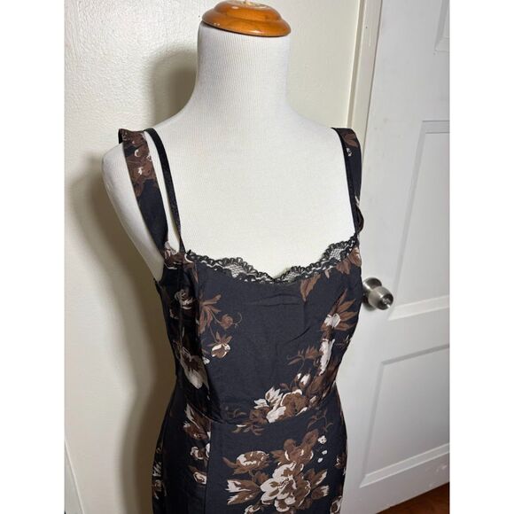 Rihoas Slip Dress Black Small NWT Maxi Lace Trim Dark Floral Fall Family Photos - Picture 2 of 4